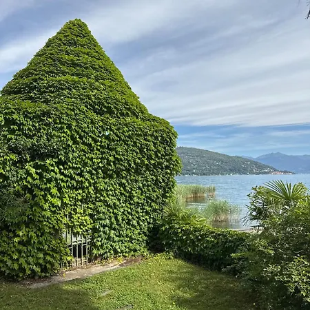 Lakefront Private Villa